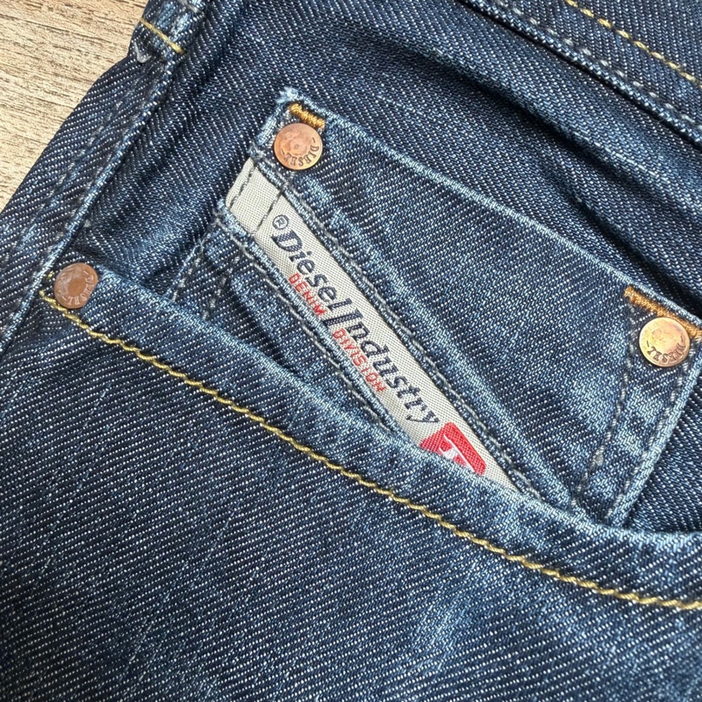 Diesel Larkee Jeans Mens 34x32 Blue Regular Straight Leg Dark Wash Made In Italy - Picture 5 of 14